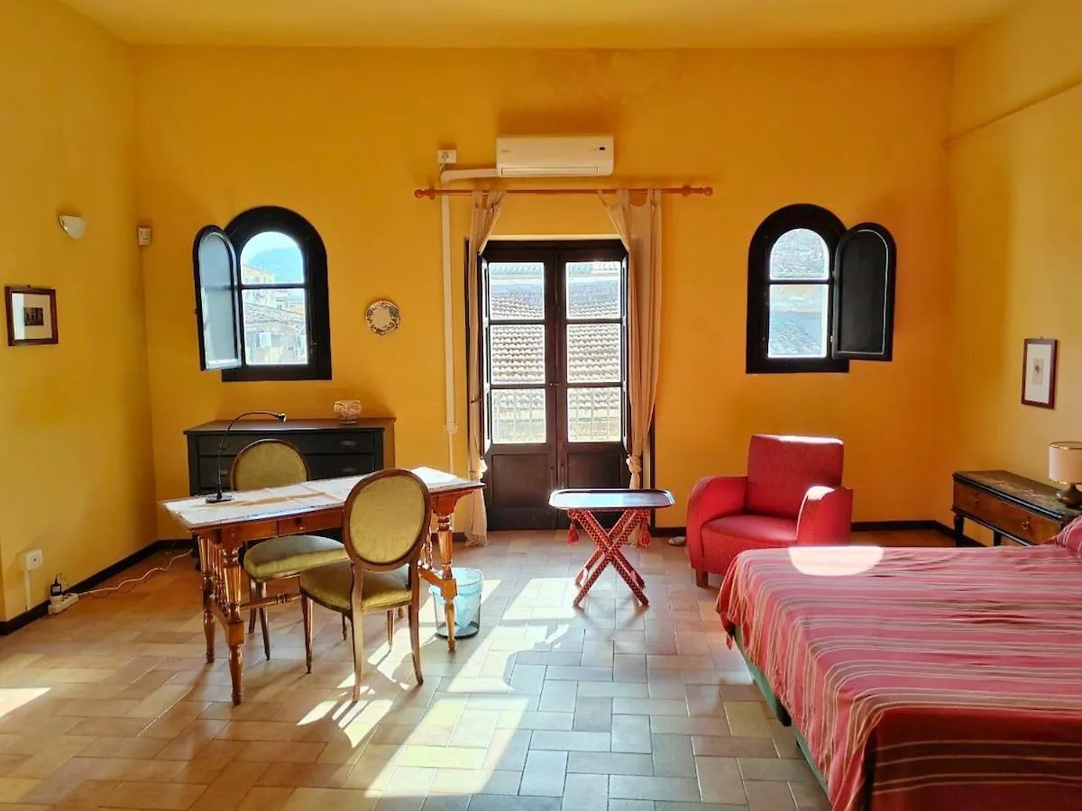 In Torre Palazzo Orioles Apartment Palermo 0*,  Italy